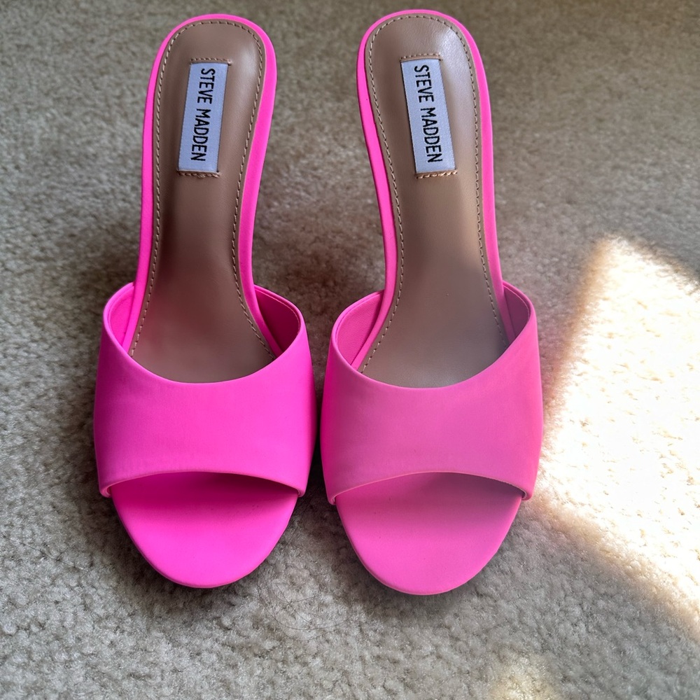 Steve Madden Pink Neon Heels size 8